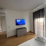 Civico 2 Apartment *
