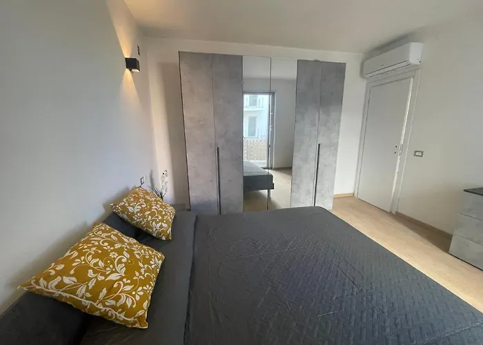 Civico 2 アパート