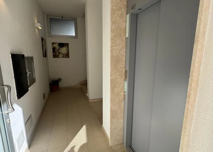 Apartment Civico 2 *